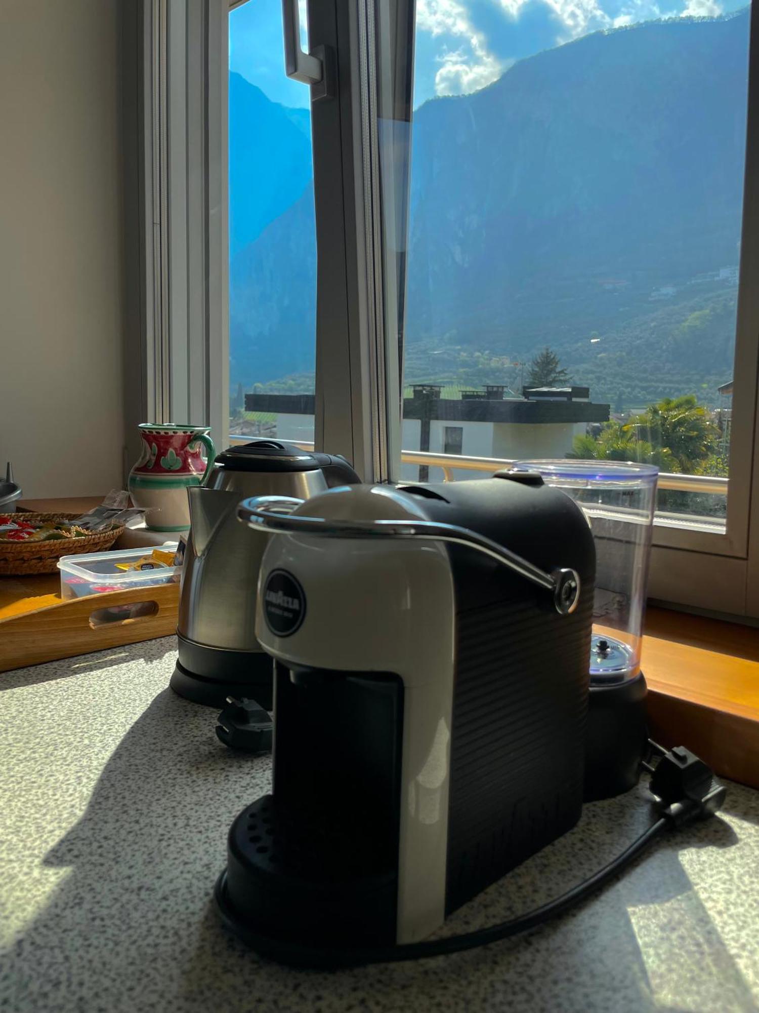 View & Chill Apartment Riva del Garda Exteriör bild